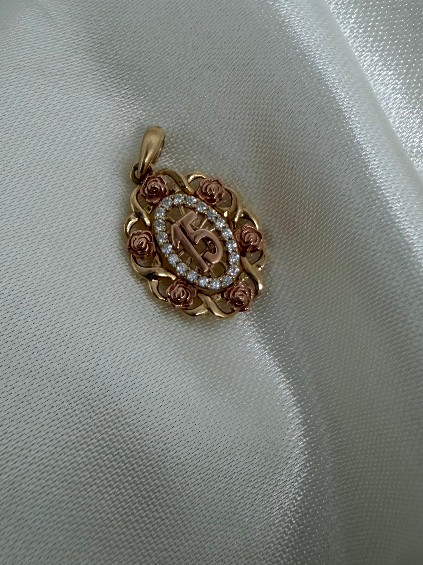 14K Oval Pendant