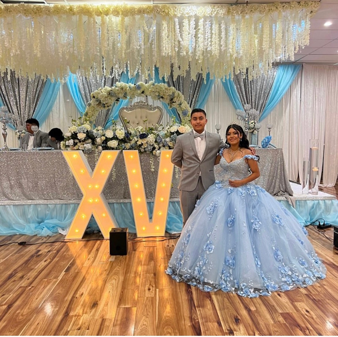 Elegante boutique outlet quinceanera